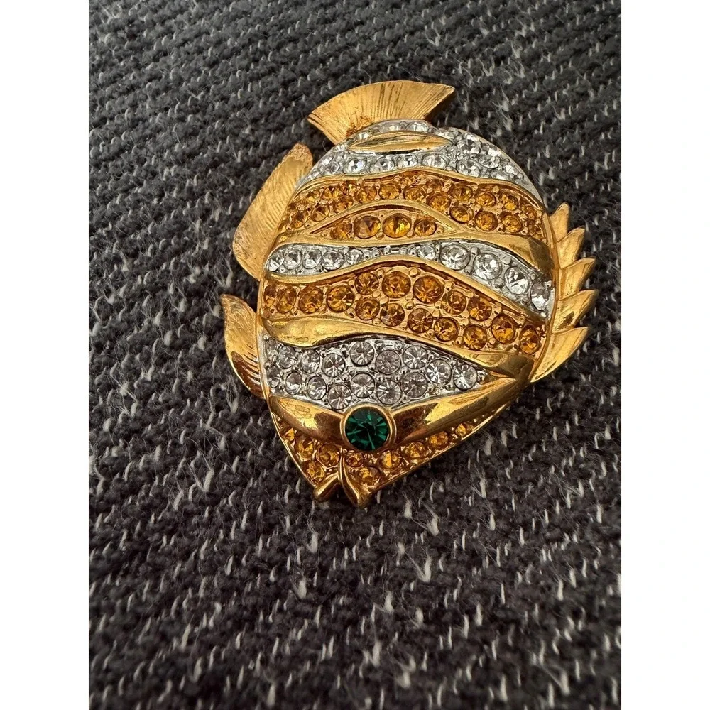 Y2K Corpcore Rhinestone Fish Brooch Gold Tone Amber Clear Tropical Angelfish Pin